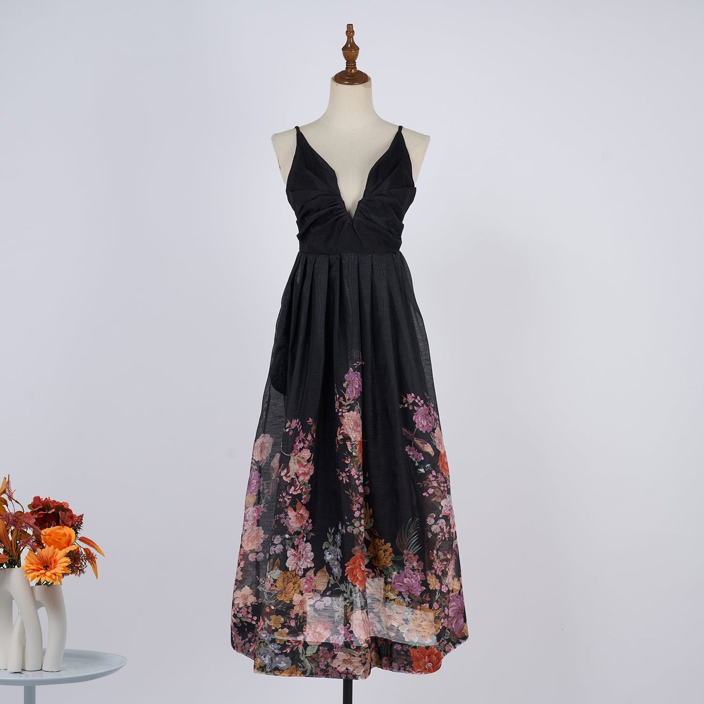 Women Summer Halter Floral Sleeveless Design Maxi Dress