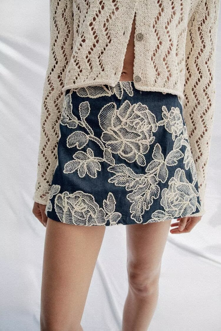 Women Clothing Summer Retro Rose Embroidered High Waist Slimming Skirt