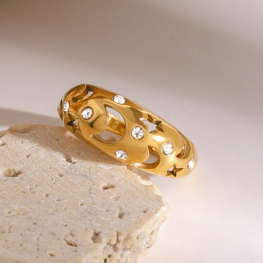 18K gold star and moon hollow with gemstone design exquisite noble ring