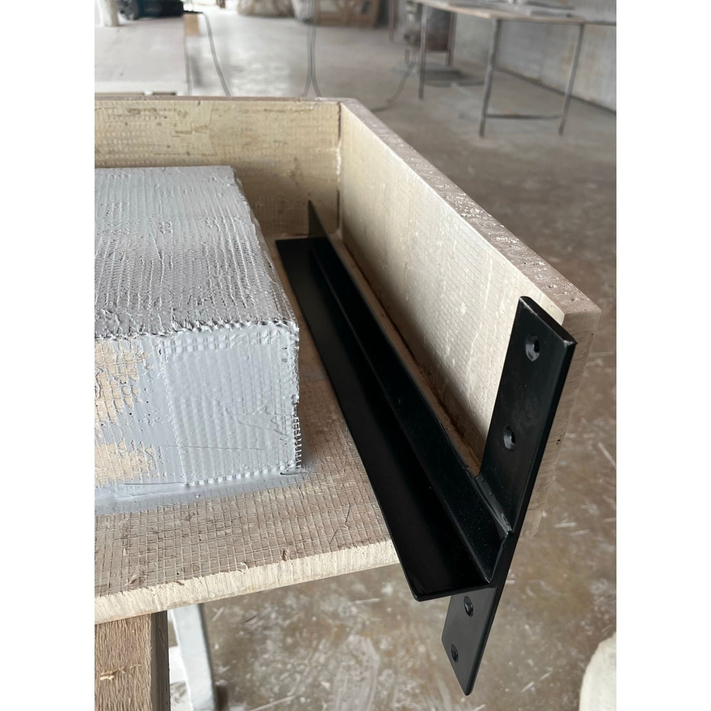 Handcrafted Custom Natural Beige Travertine Vein-Cut Trough Sink