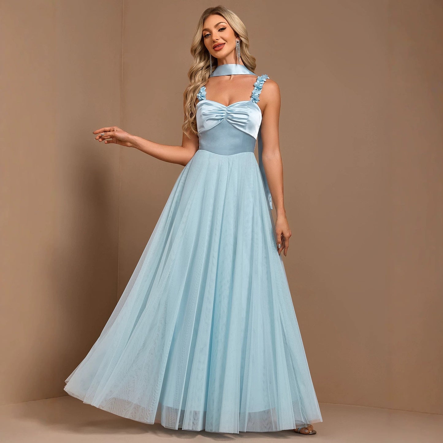 Elegant Halter Strap Handmade Floral Pleated Chest Color Stitching Mesh A Swing Evening Dress
