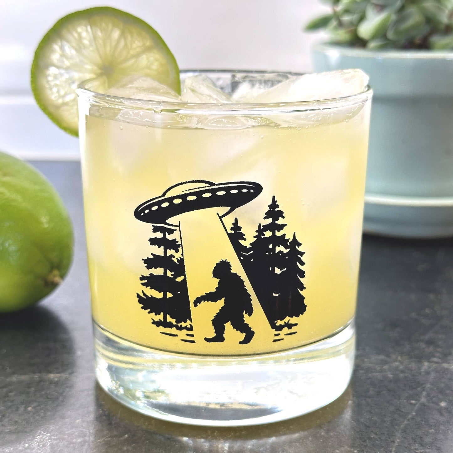 Bigfoot UFO Custom Rocks Glass – 10oz