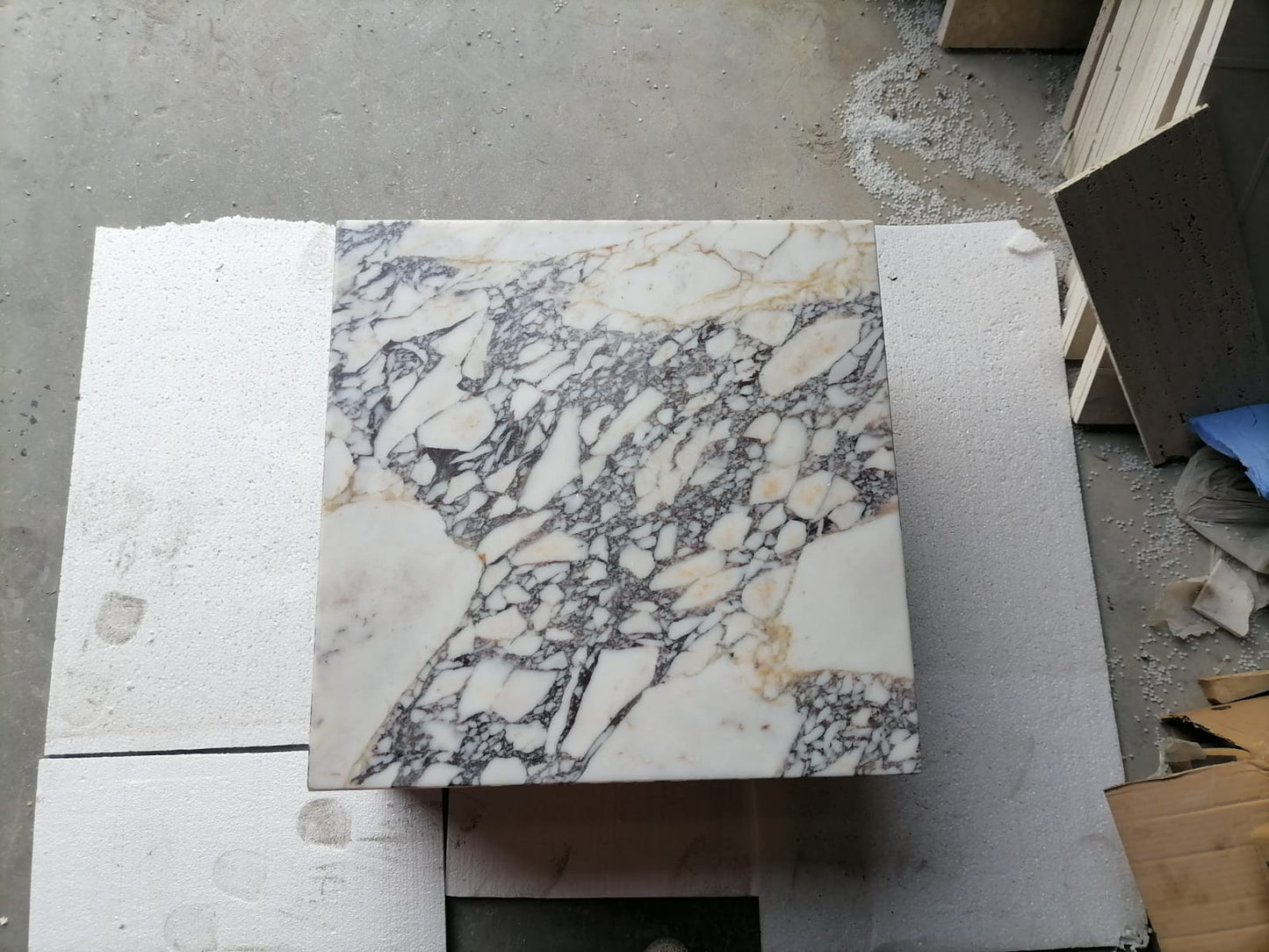 Calacatta Viola Turkish Marble Coffee Table - Polished 24x24x12
