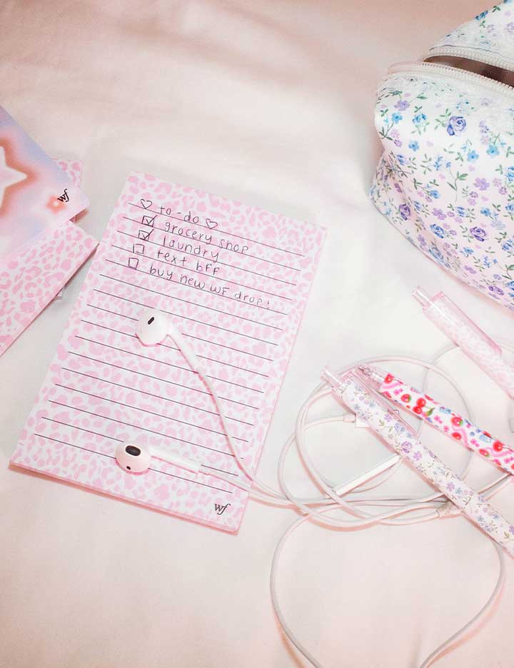 Pink Meow Notepad