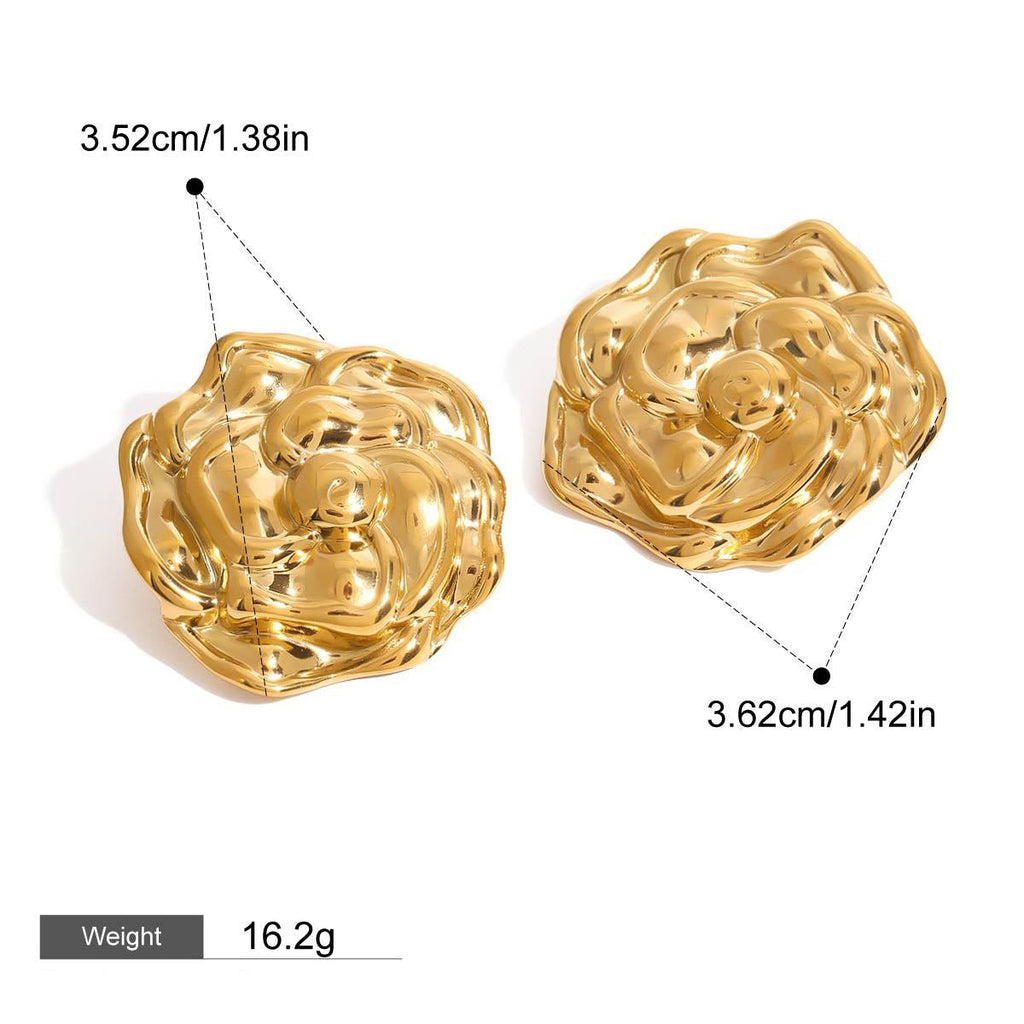 18K gold flower-shaped earrings with textured design