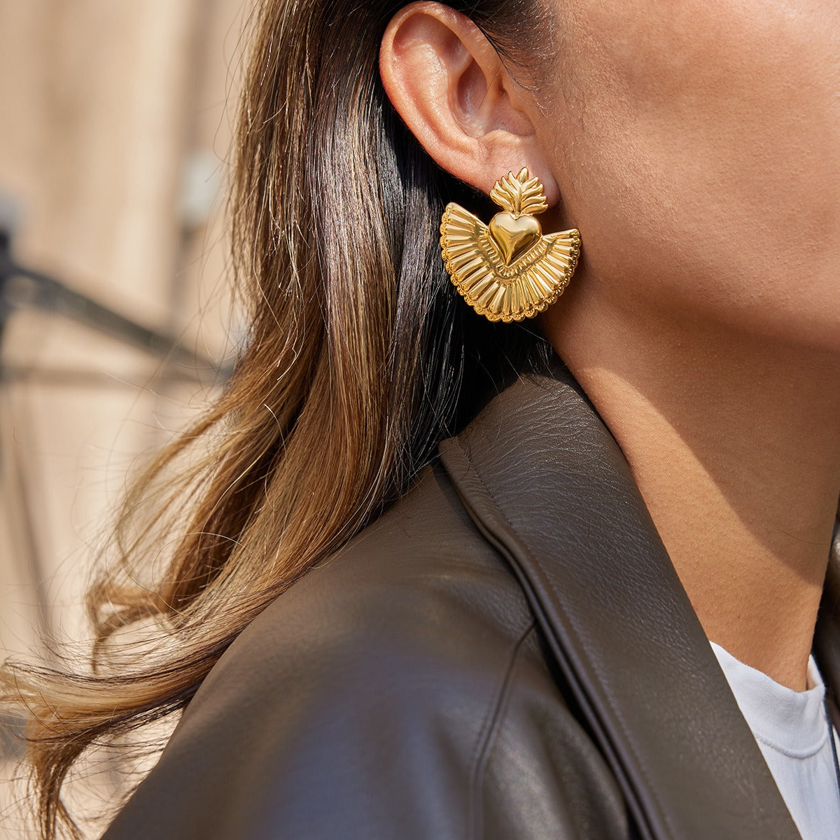 18K gold heart-shaped titanium steel stud earrings