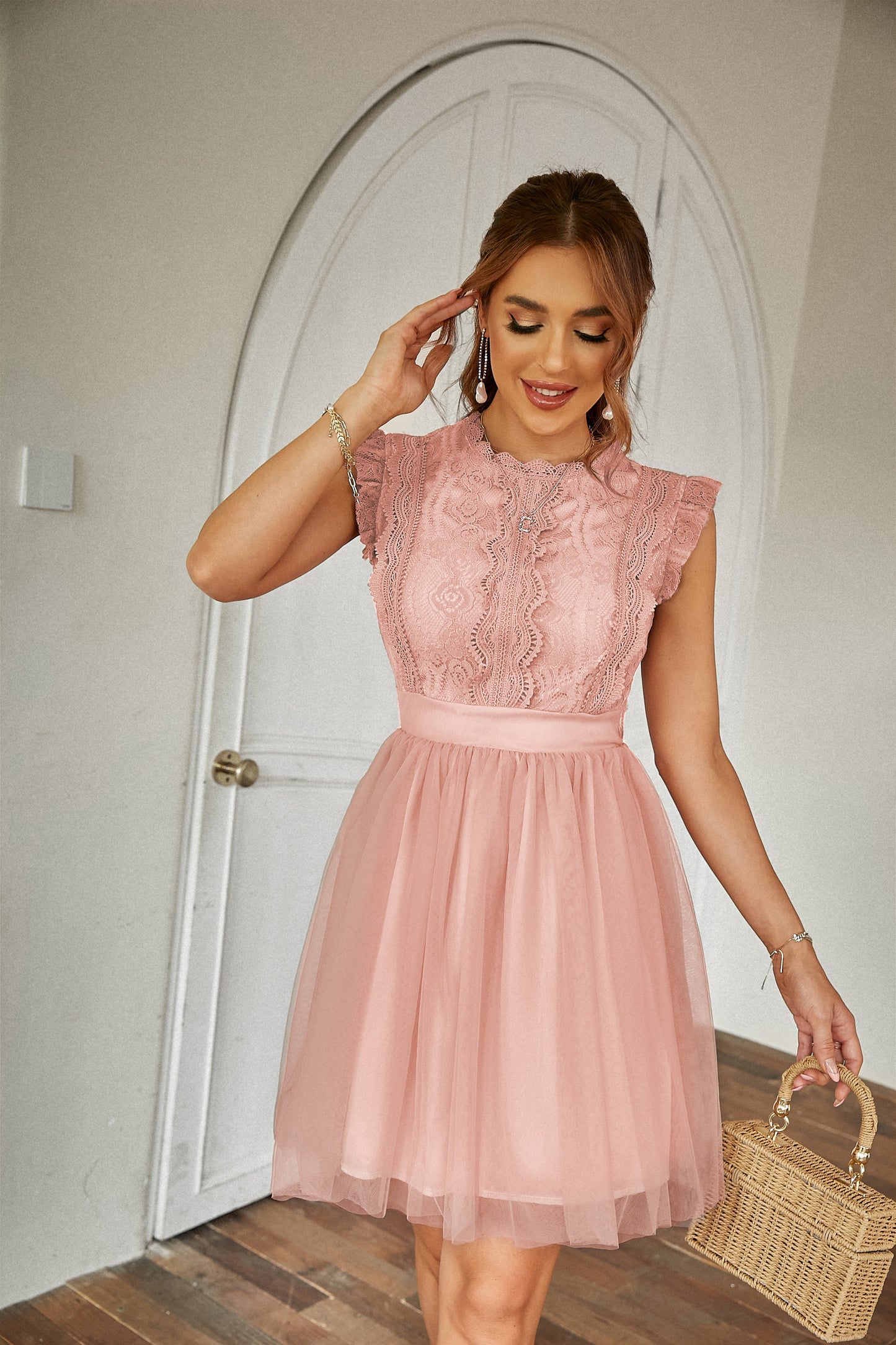 Women Summer Lace Tulle Short Sleeve Round Neck Elegant Dress
