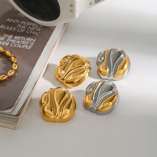 18k gold geometric shape with gold and silver color matching design fashionable and personalized earrings