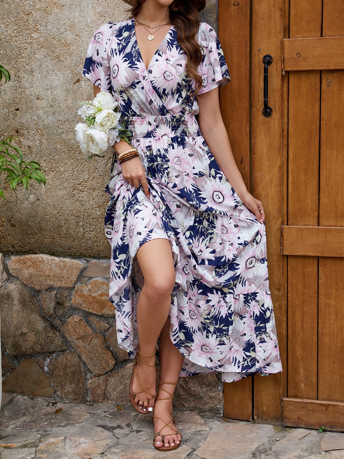 Women V Neck Short Sleeved Holiday Dress Femininity Waist Slimming Long Dress