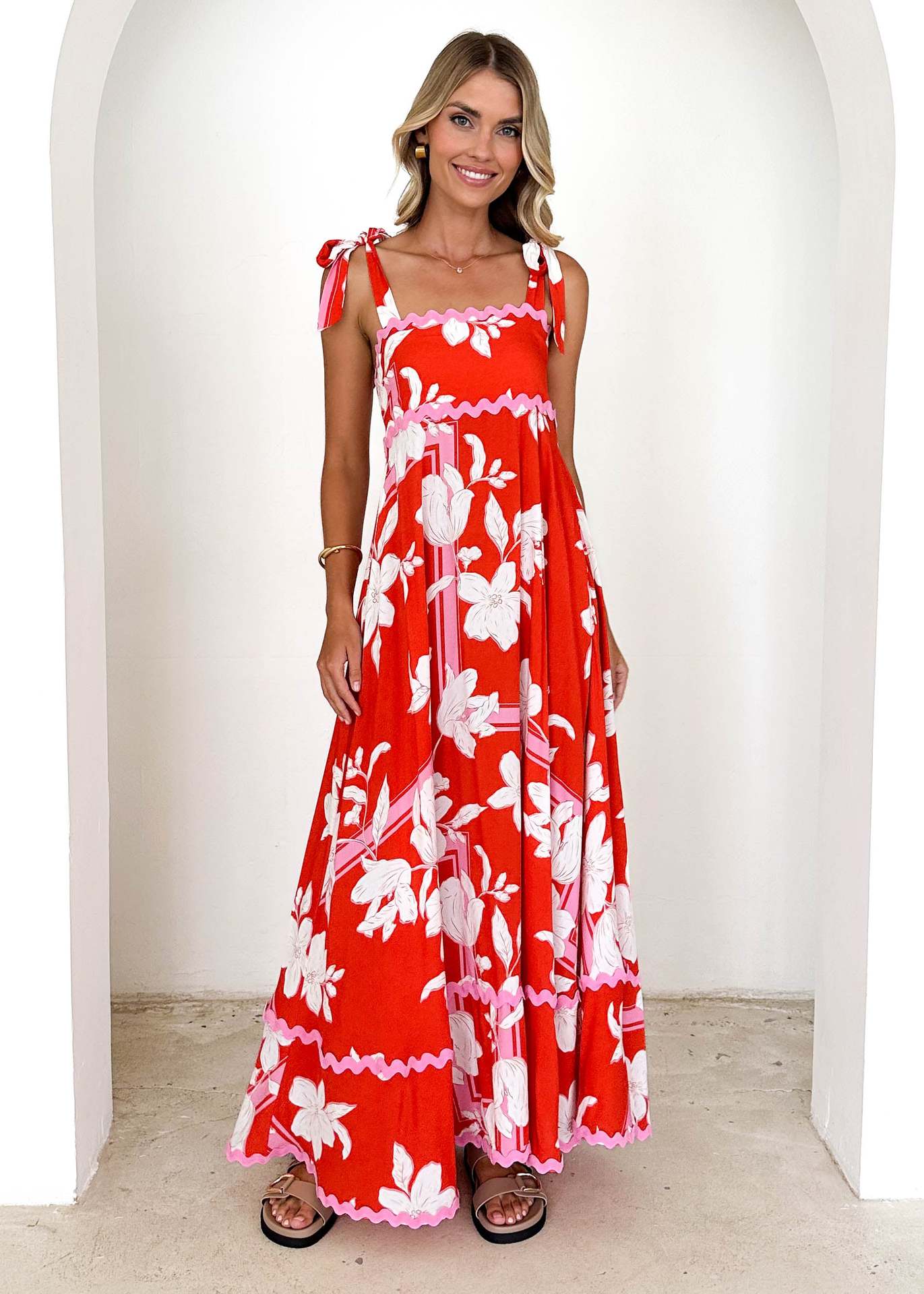 Small Floral Wave Strap Halter A line Dress Women