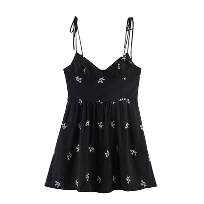 Sweet Elegance Sexy Embroidered Strap Dress Women Summer Special Interest