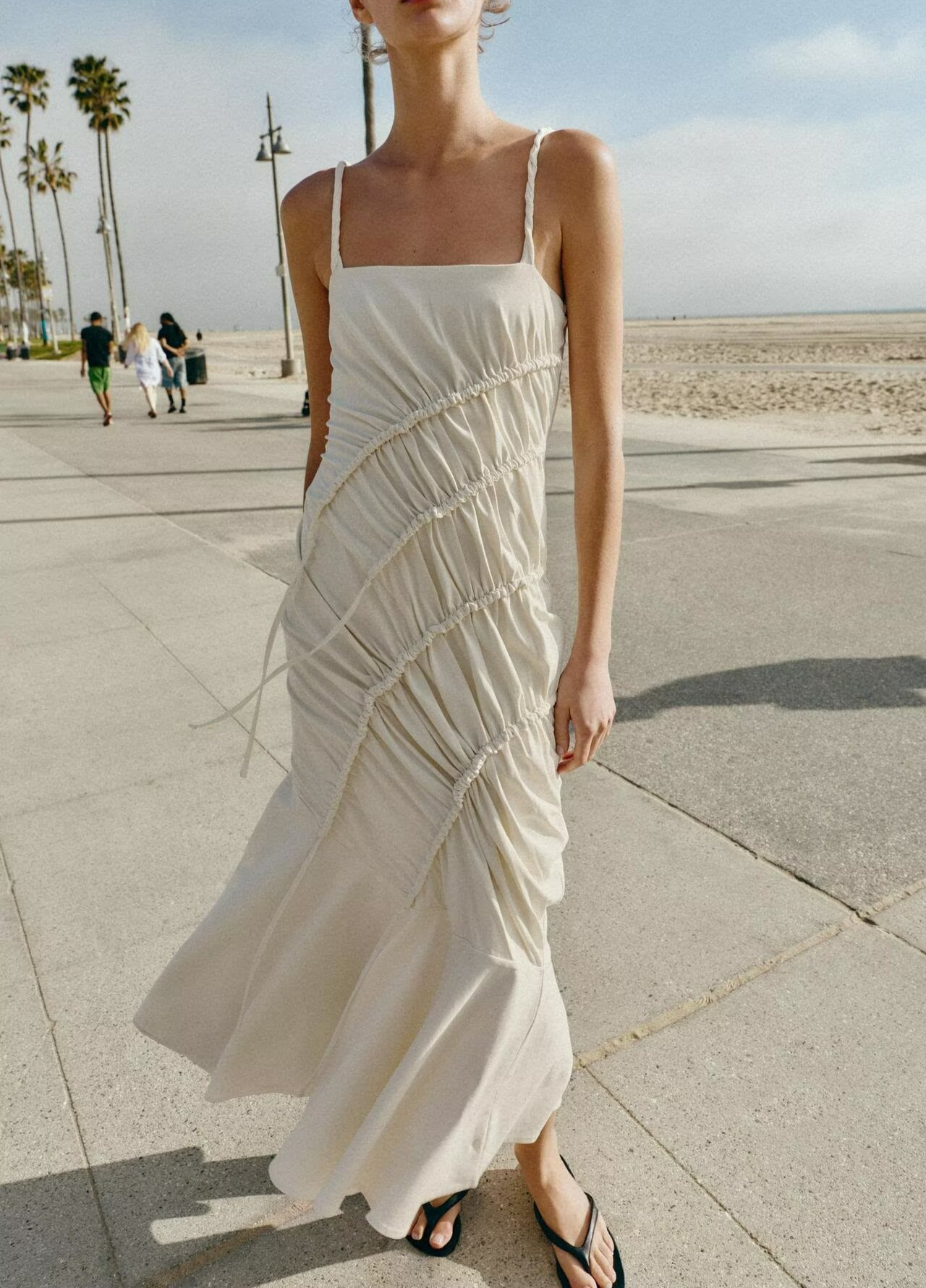 Women Clothing Summer Fashionable Asymmetric Pleated Suspender Maxi Dress