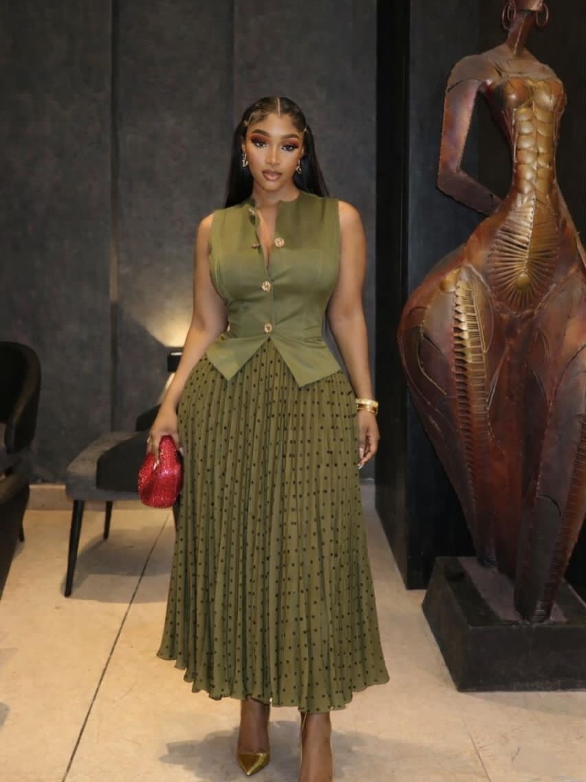Women Wear Summer Elegant Graceful Sleeveless Waistcoat Vest Pleated Skirt Set