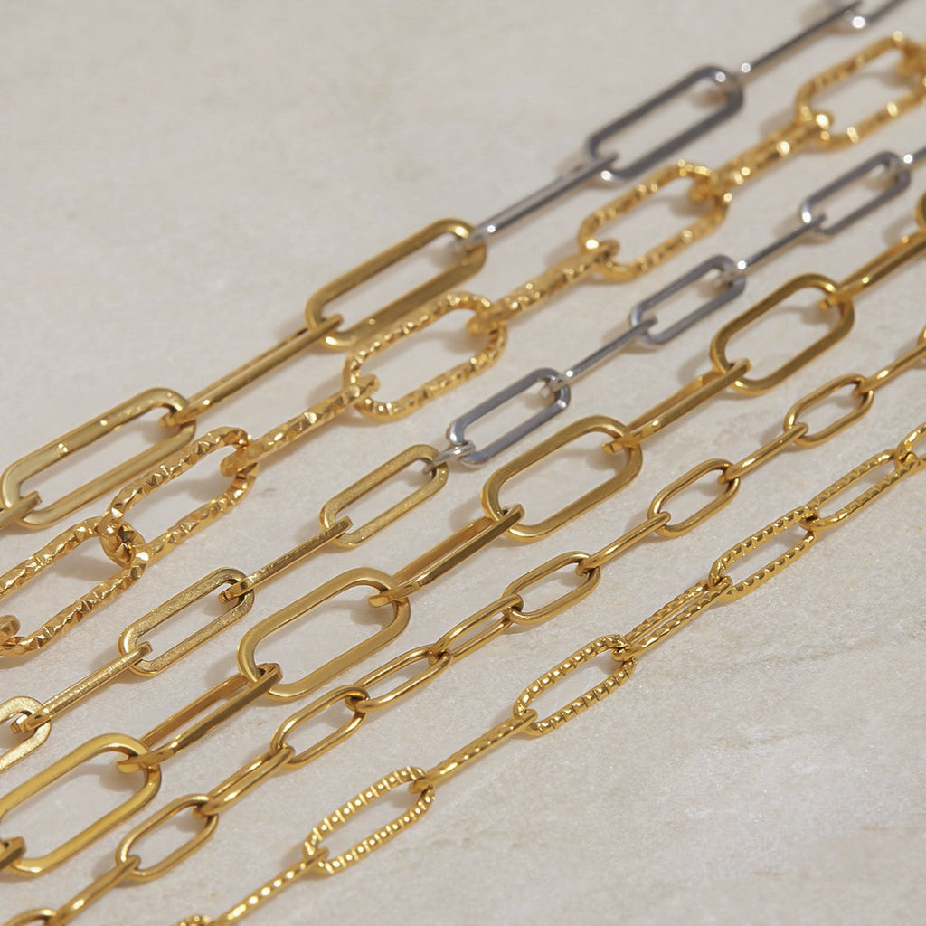 18K gold chain with gold and silver color matching design simple and elegant necklace
