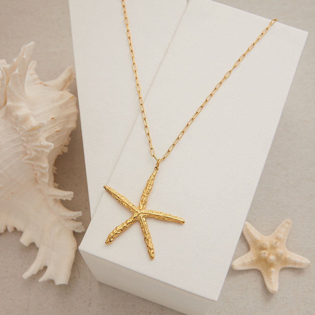 18K Gold Starfish Shape Textured Beach Style Necklace