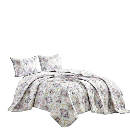 Reversible 3-Piece Geometric Aztec Quilted Bedspread Set with Pillow Shams