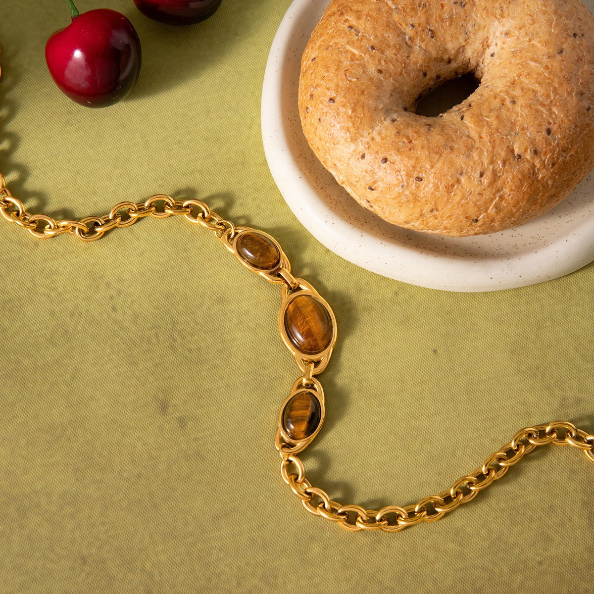 18K gold-plated titanium necklace with tiger's eye.
