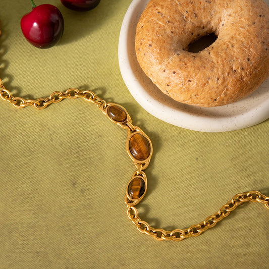 18K gold-plated titanium necklace with tiger's eye.