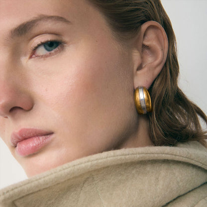 18k gold teardrop-shaped earrings with gold and silver color matching design, simple and unique