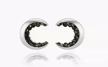 Light luxury moon rhinestone necklace