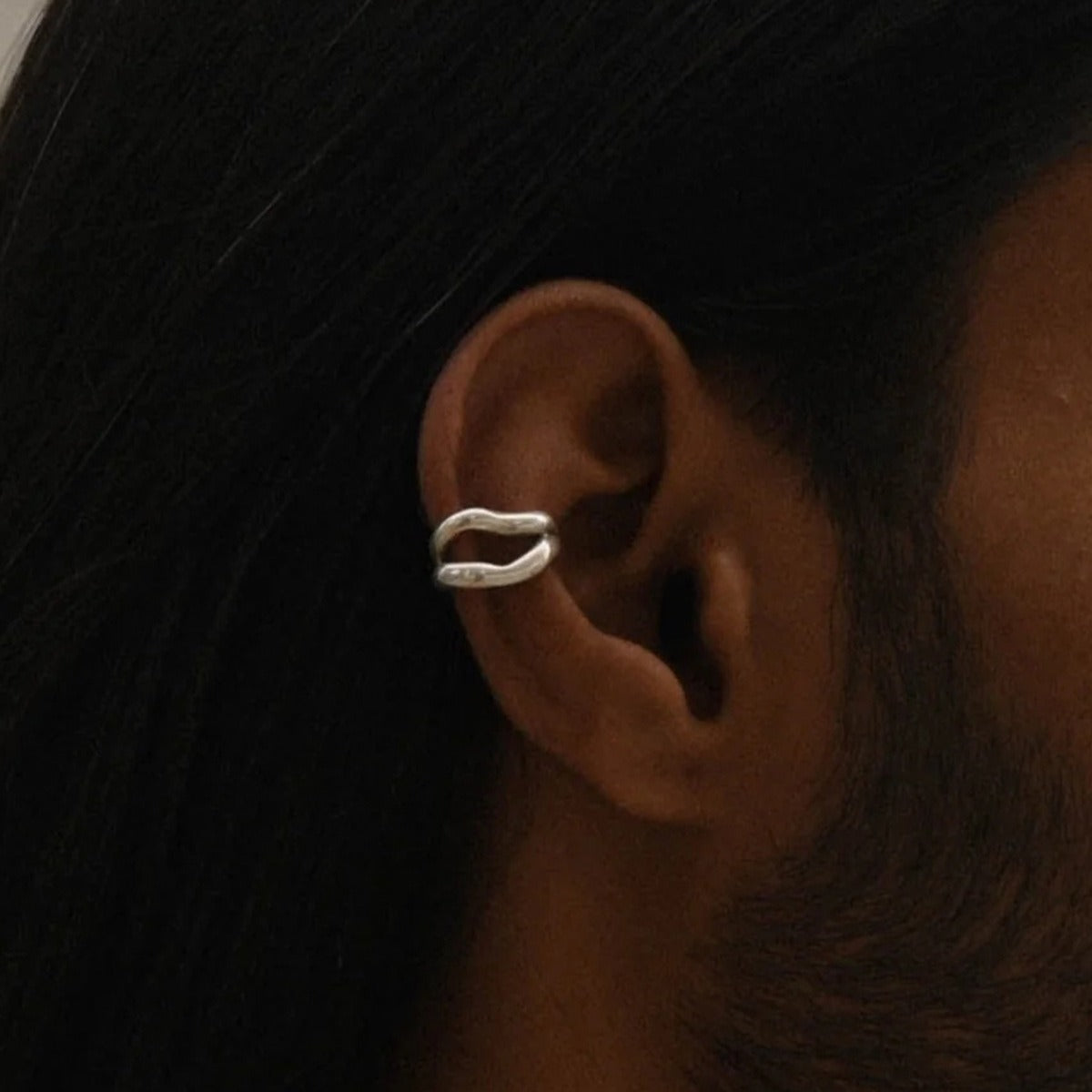 18K gold irregular shape with hollow design simple and elegant earrings