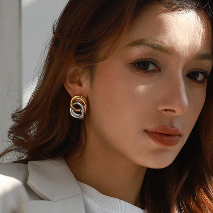 18K gold ring-shaped interlocking earrings with simple personality