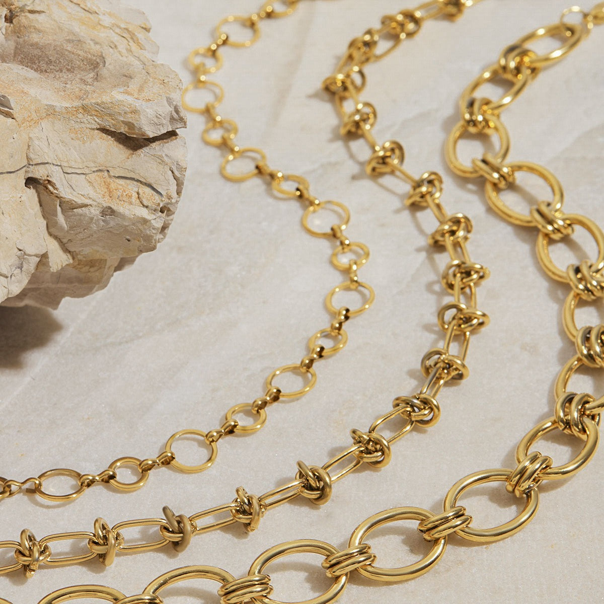 18K gold chain design simple and elegant necklace