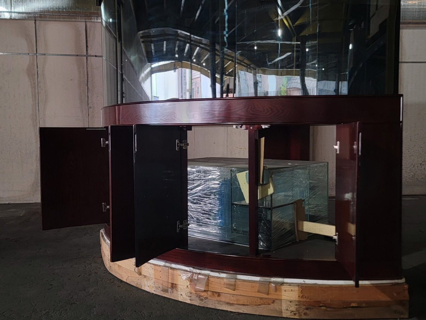 440g Corner 1/4 Cylinder Glass Aquarium Set in Walnut Wood Furniture