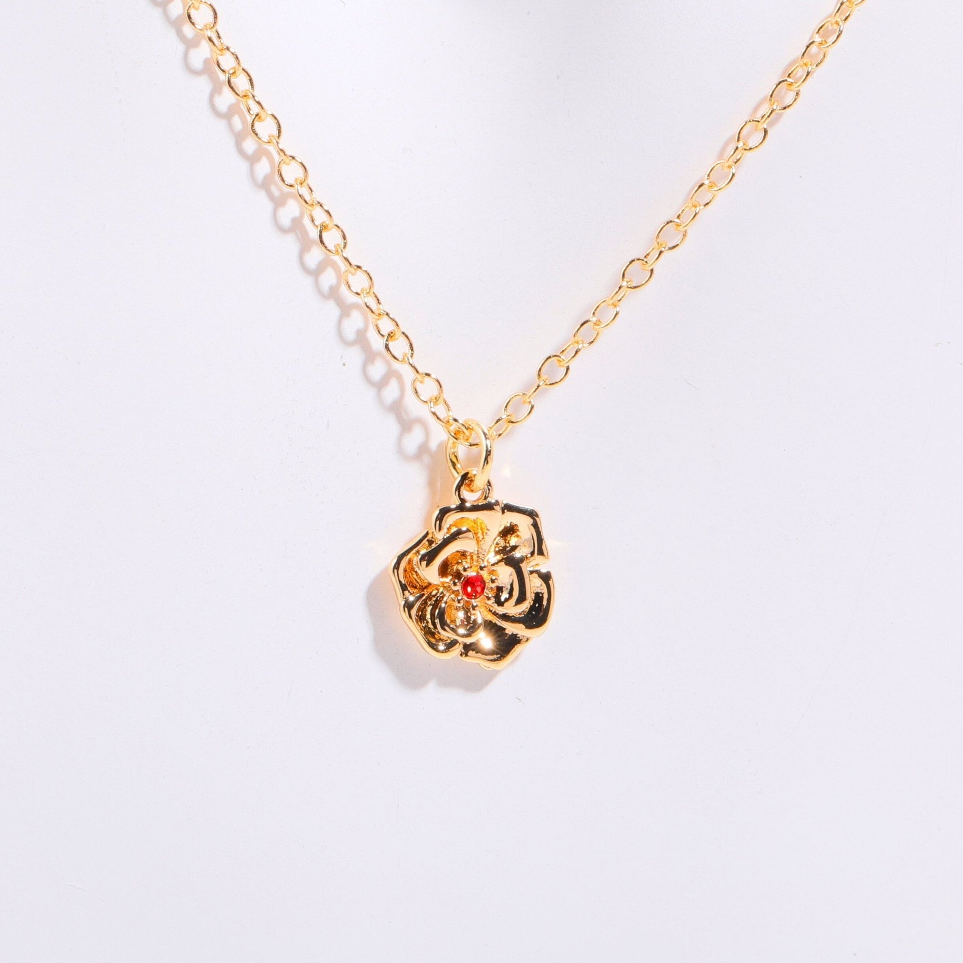 18 Gold December Birth Flower Bracelet