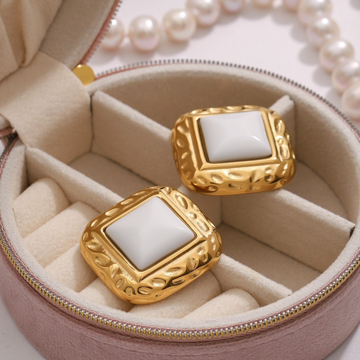 18K gold arc-shaped square inlaid gemstones with exquisite design and noble earrings