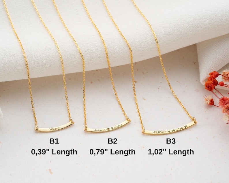 Customized Curved Bar Name Necklace