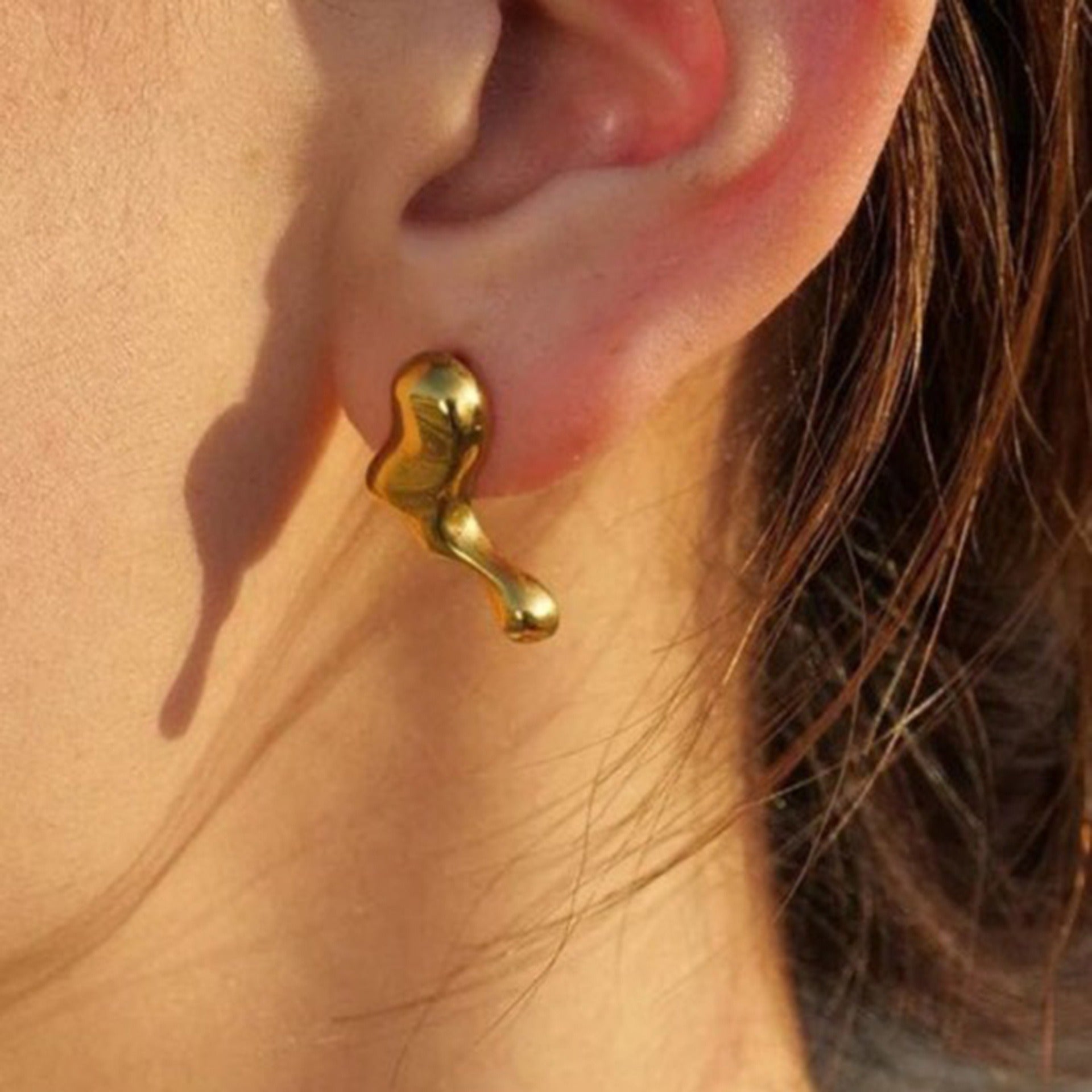 18K gold irregular shape design simple personality earrings