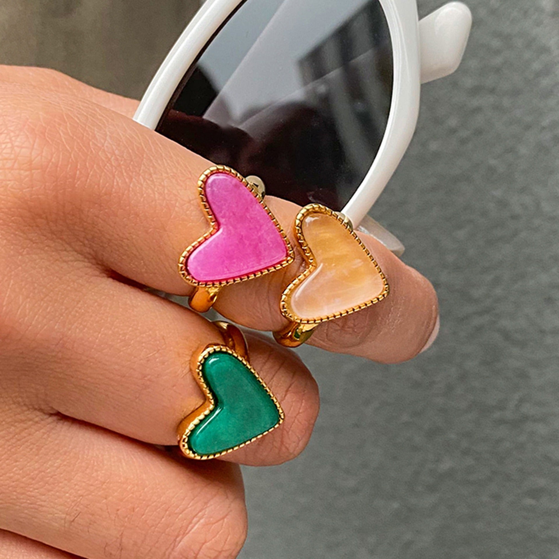 18K gold heart-shaped ring with textured design