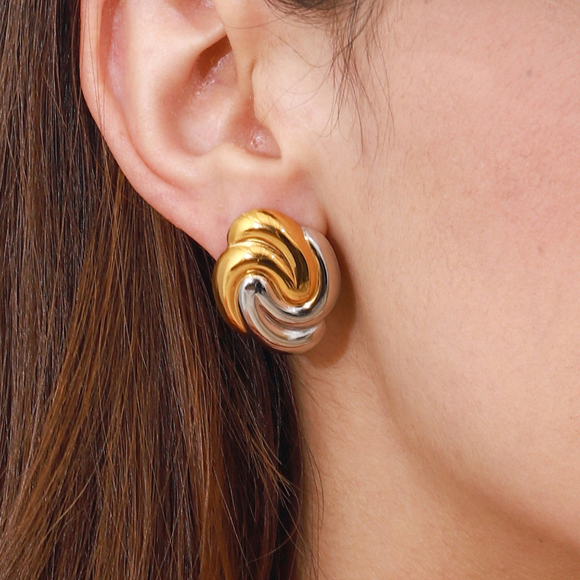18K gold geometric shape with gold and silver color matching design trendy personality earrings