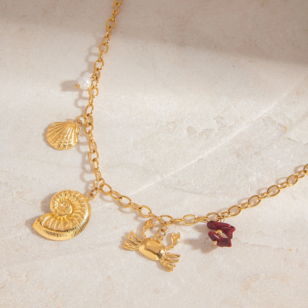18K Gold Conch Shaped Necklace