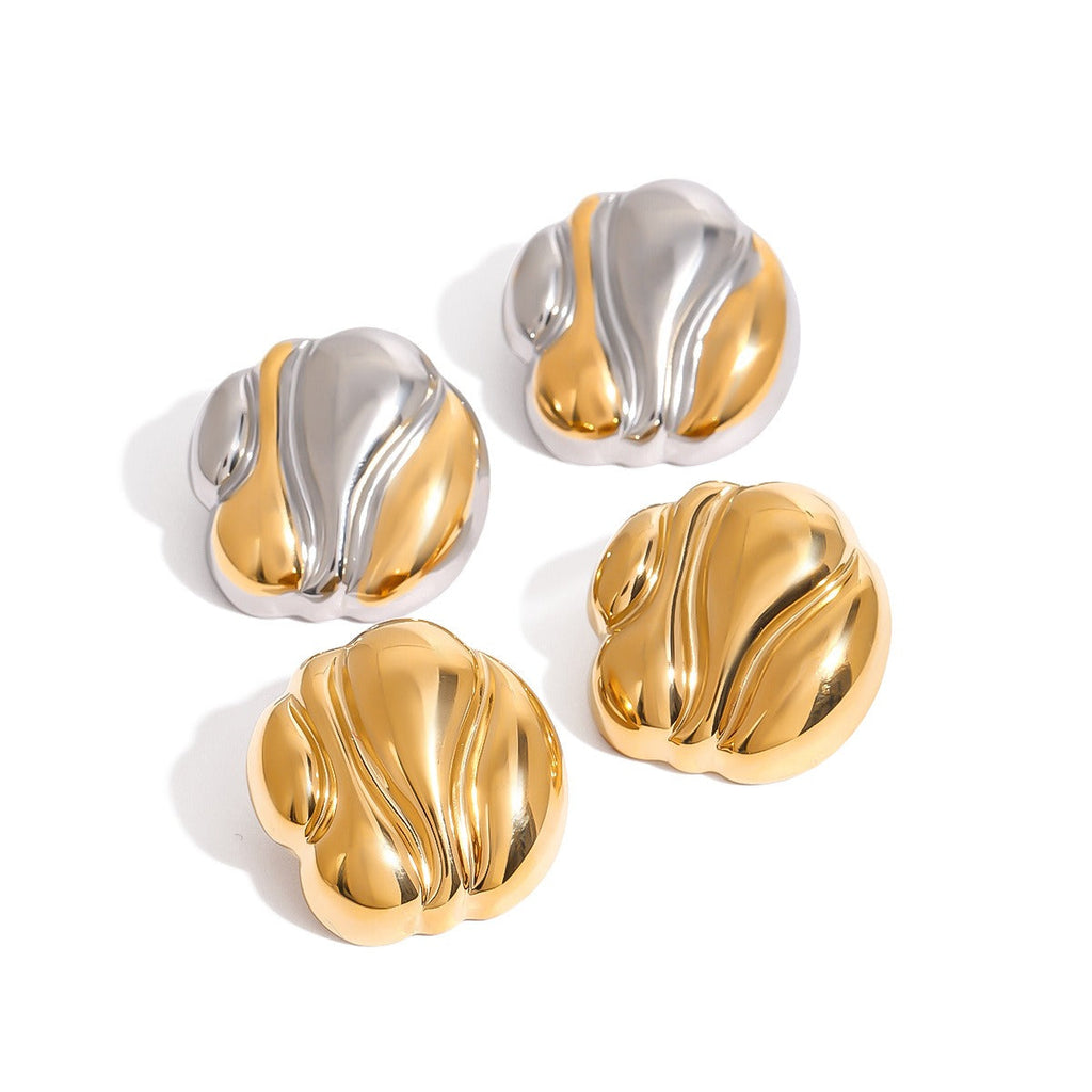18k gold geometric shape with gold and silver color matching design fashionable and personalized earrings
