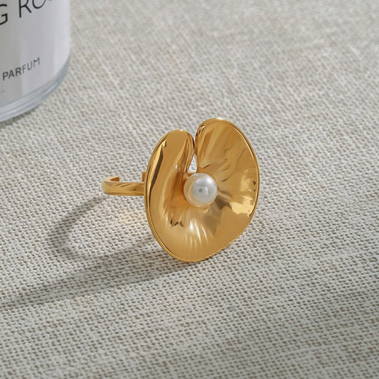 18K gold geometric inlaid pearl design classic simple ring