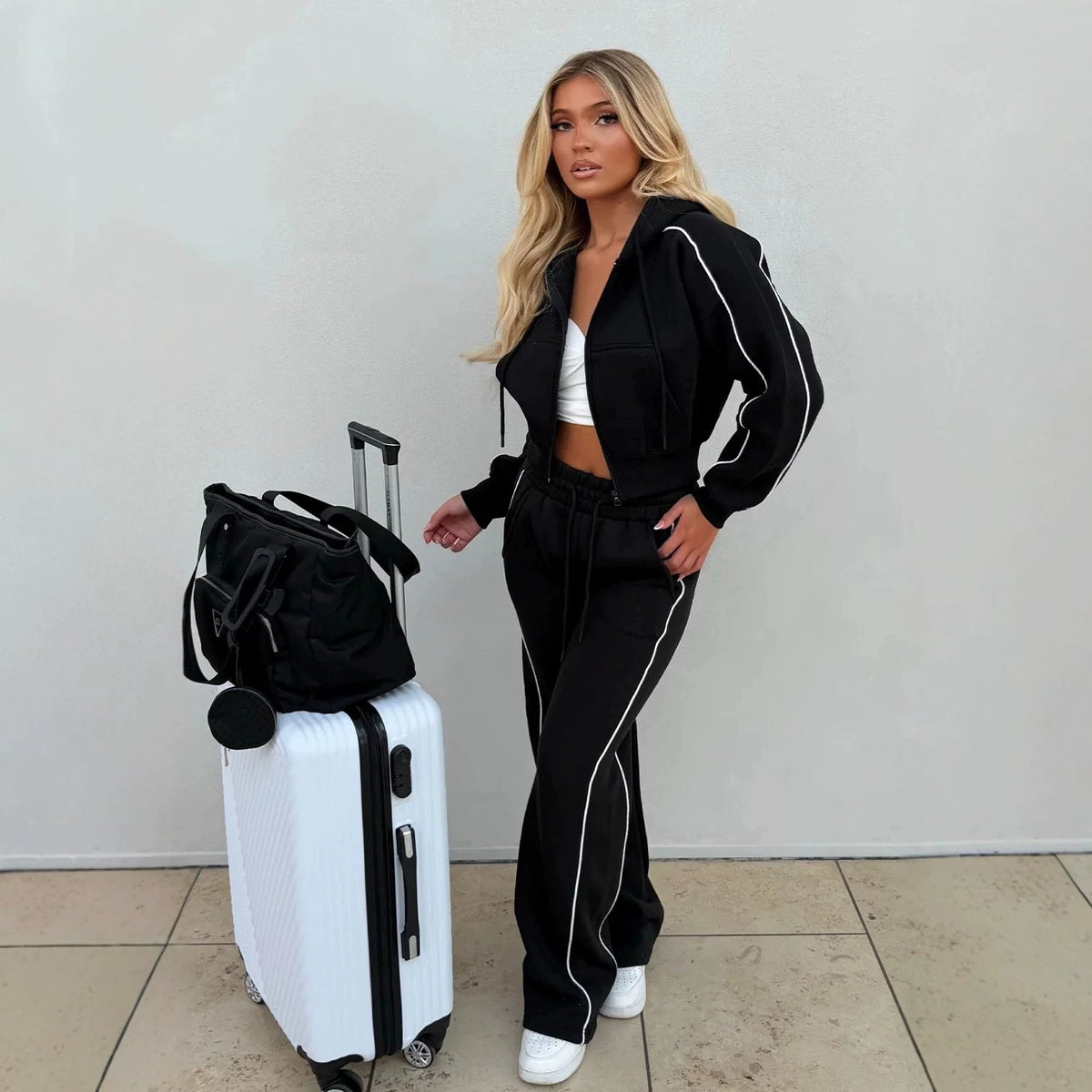 Women's Fleece Cropped Zip Hoodie & Wide-Leg Pants Set