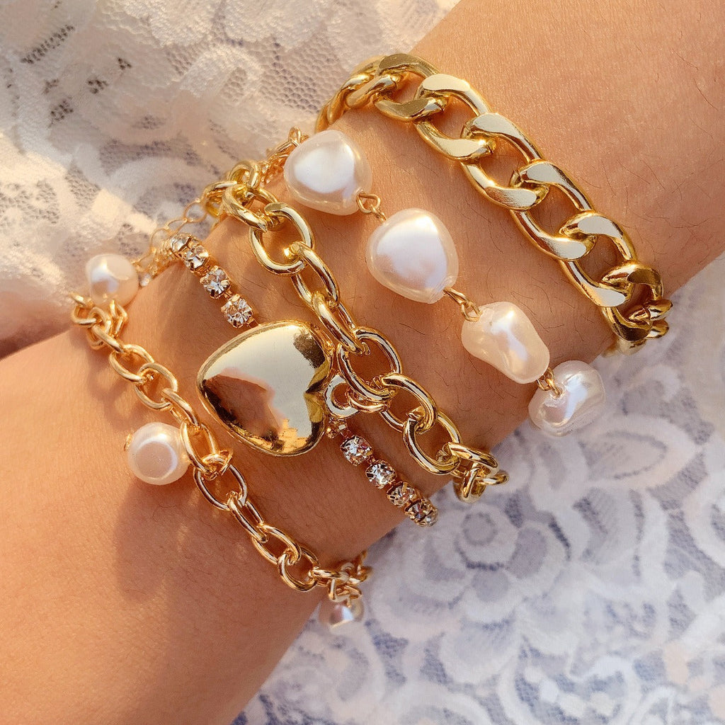 18k gold elegant Baroque special-shaped pearl heart chain bracelet