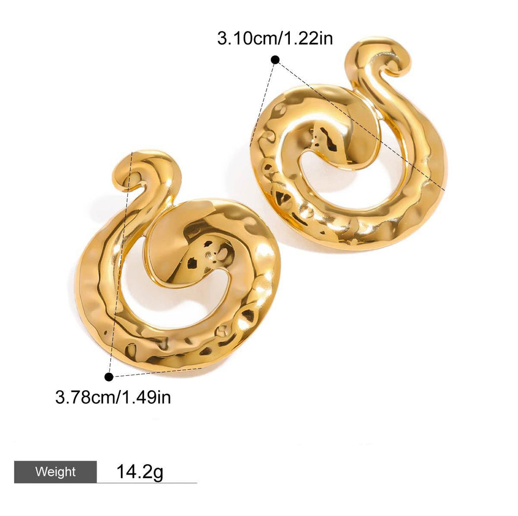 18K gold snake shape with hammer pattern design simple and unique earrings