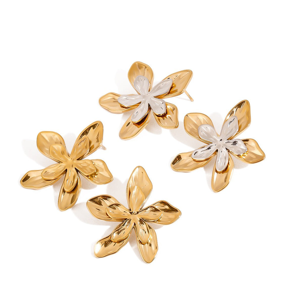 18K gold flowers with gold and silver color matching design exquisite and fashionable earrings