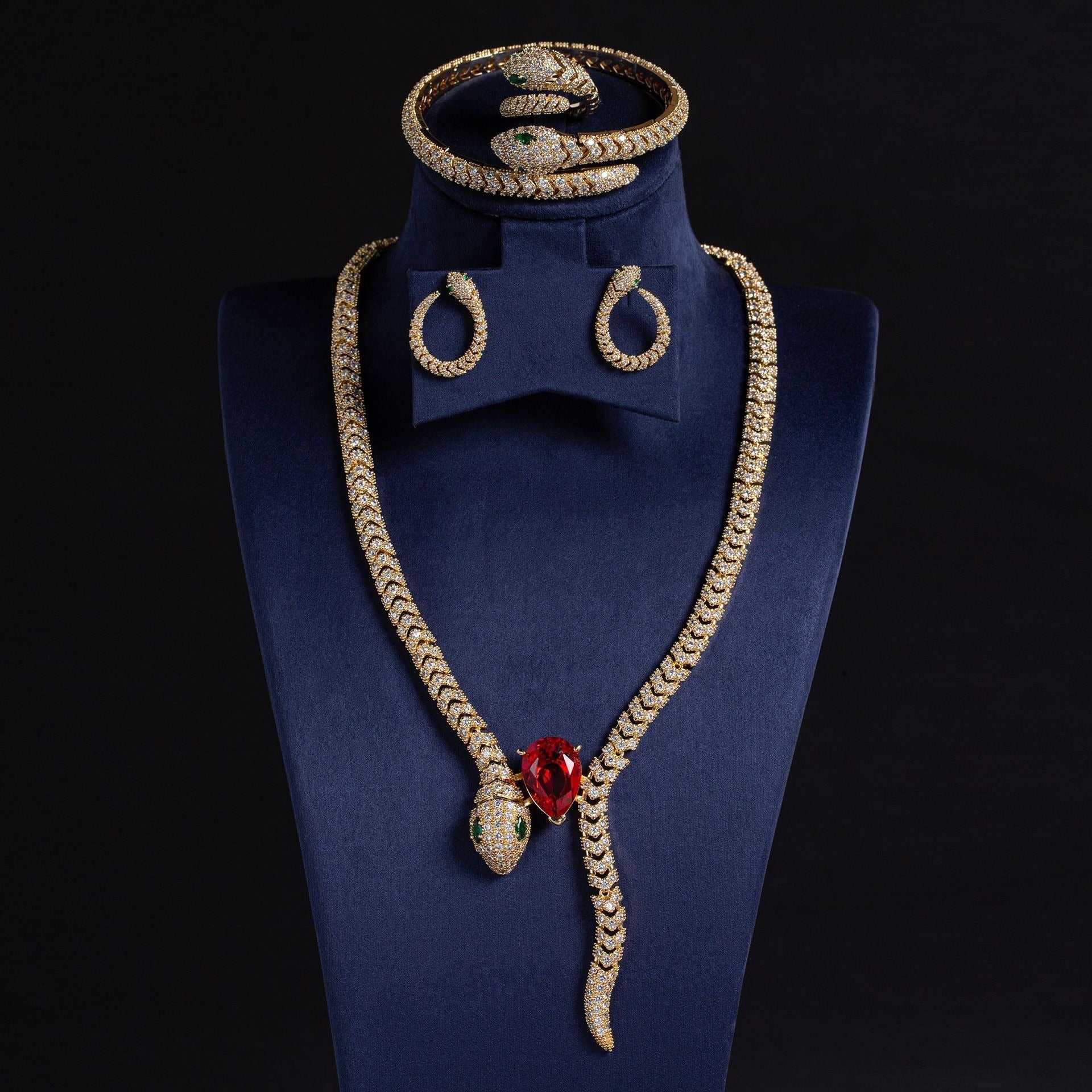 Stylish Retro Snake Necklace Set
