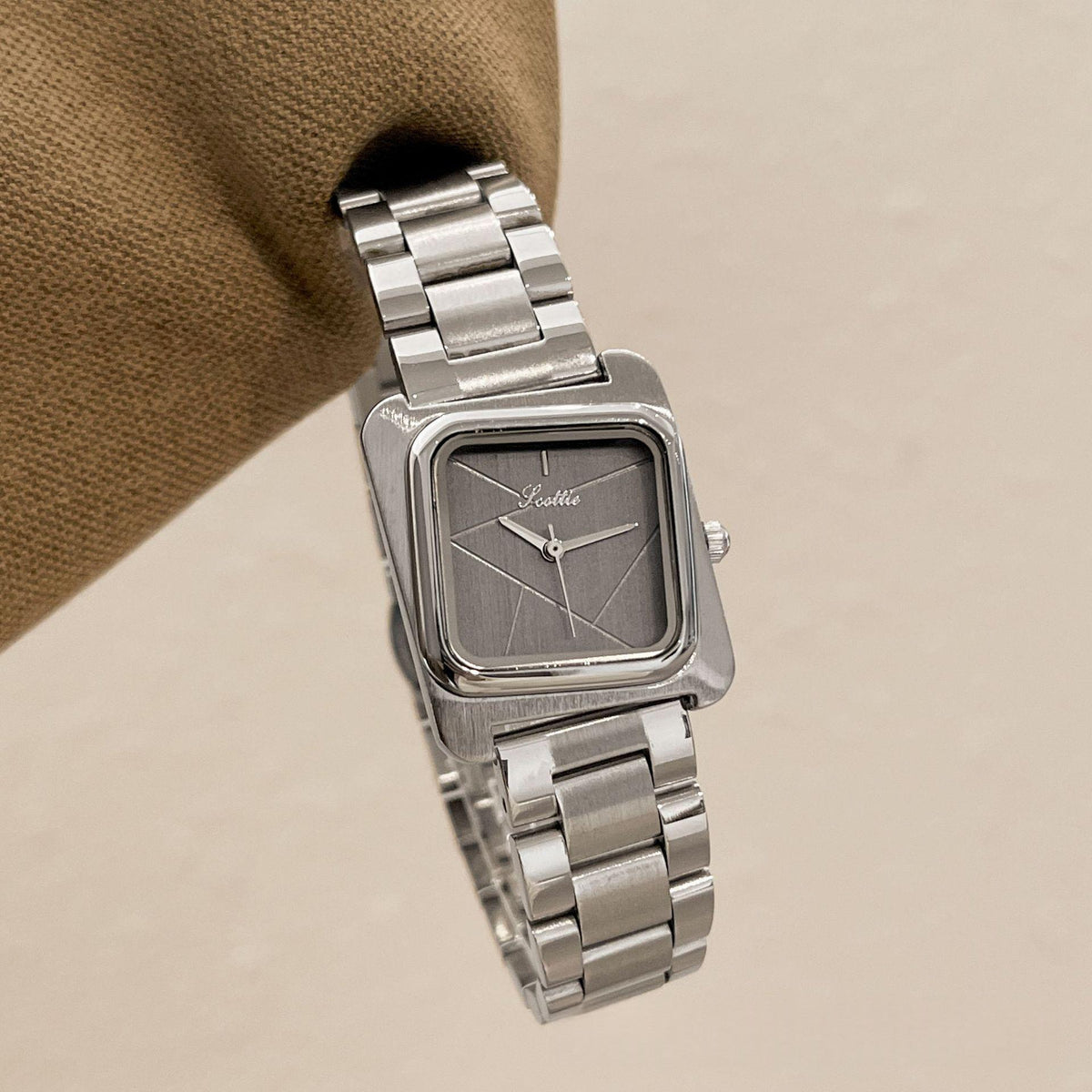 Square Steel-band Waterproof Quartz Watch