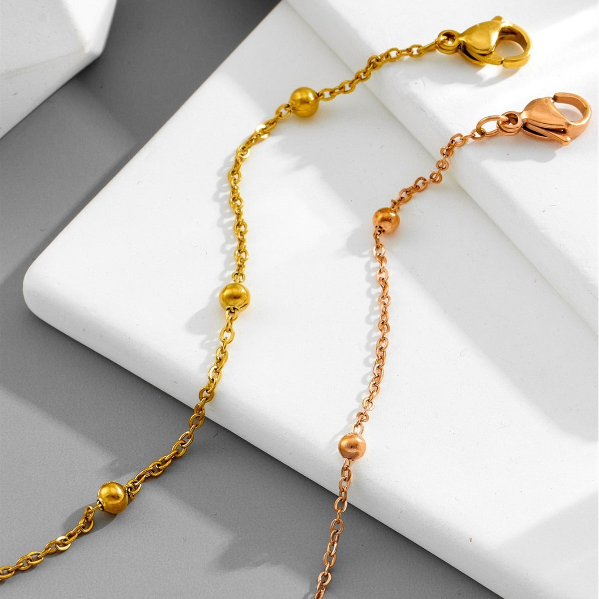 Light luxury bead necklace, rhinestone, curved hollow heart anklet