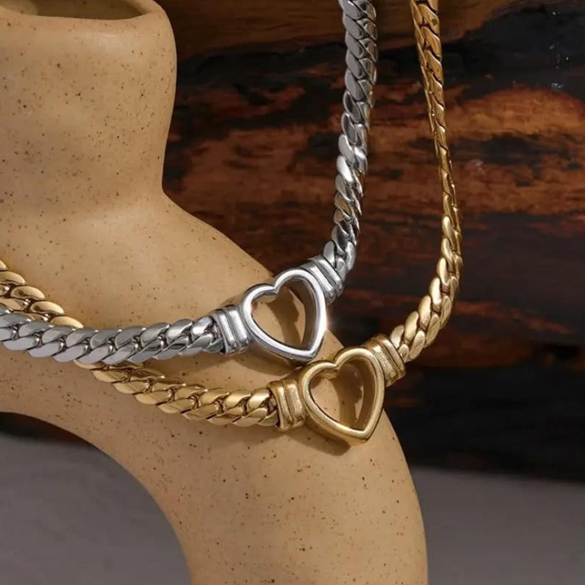 18K Gold Hollow Heart Design Trendy Personalized Necklace