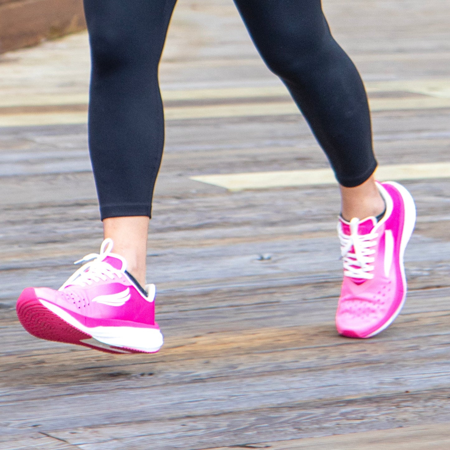 APUS Women - Pink