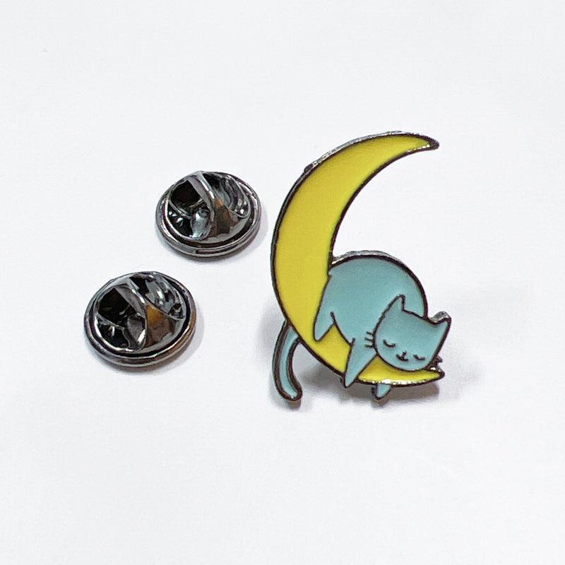 Sleepy Cat on Moon Enamel Pin – Cute Gift for Cat Lovers