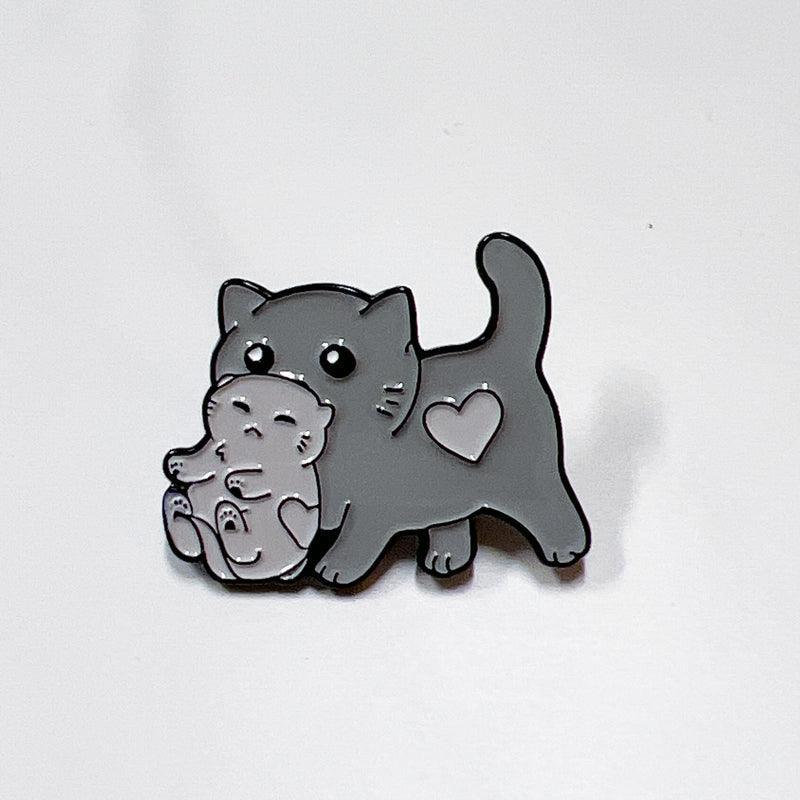 Mama Cat Carrying Kitten Enamel Pin – Cute Cat Lover Gift
