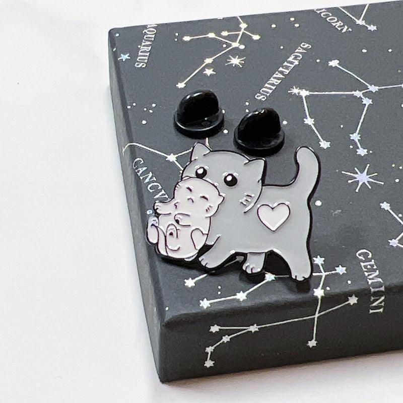 Mama Cat Carrying Kitten Enamel Pin – Cute Cat Lover Gift