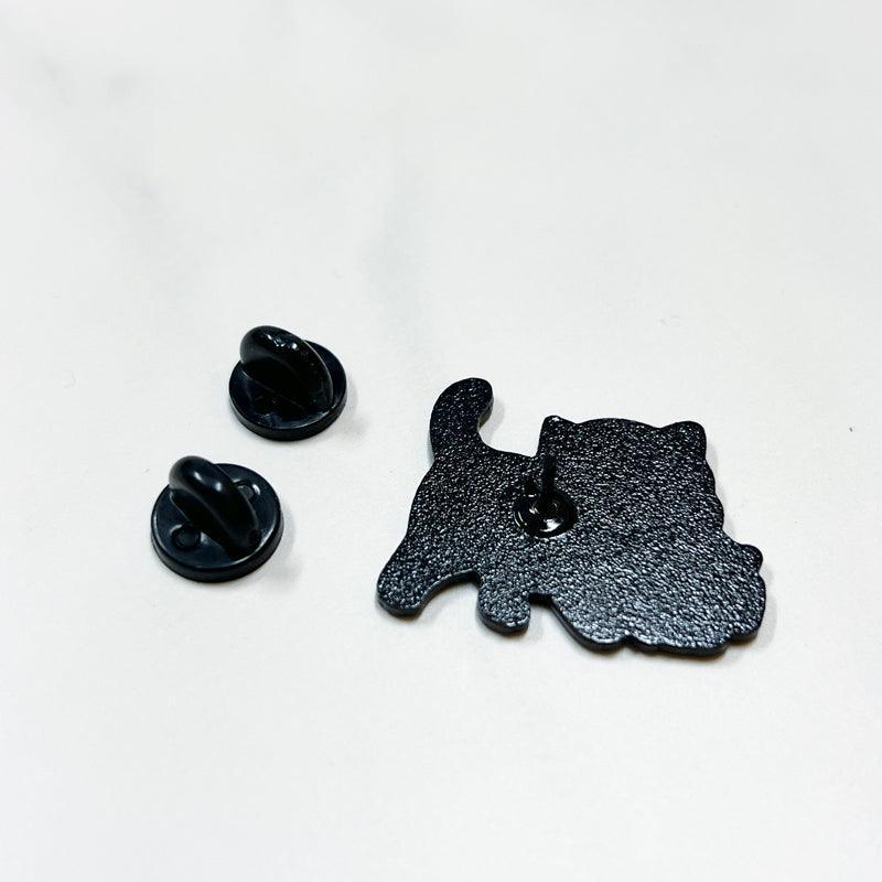 Mama Cat Carrying Kitten Enamel Pin – Cute Cat Lover Gift